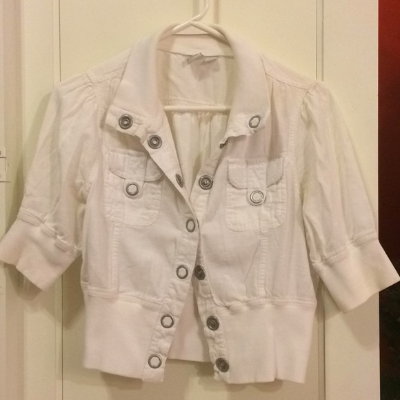 White half sleeve cardigan - Picture 2 of 6